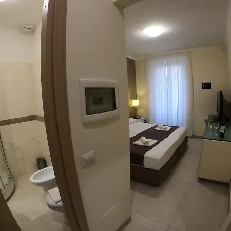 Relais Turati Πανσιόν
